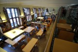 Biblioteka Pedagogiczna w Płocku zainstalowała pętle indukcyjne. To duże ułatwienie dla osób słabosłyszących