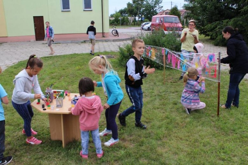 Gminna Biblioteka Publiczna w Sypniewie zaprasza na wakacje