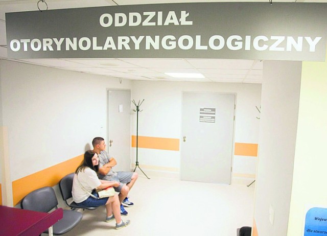 Oddział laryngologii w słupskim szpitalu świeci pustkami. Większość zabiegów jest wstrzymana. Szpital pilnie poszukuje lekarzy