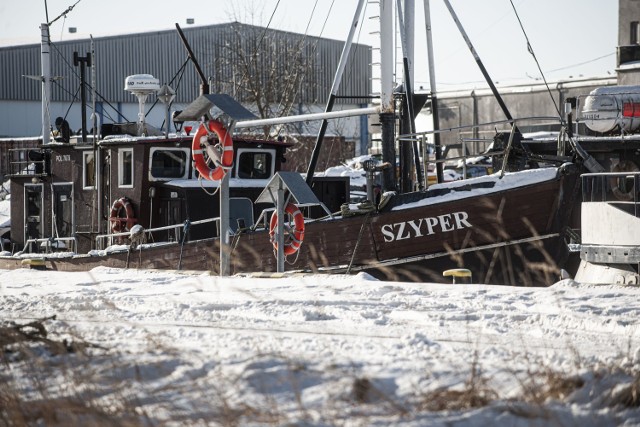 Port w Darłowie w zimowej szacie