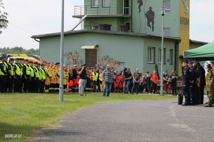 VI Ogólnopolskie Manewry Poszukiwawczo-Ratownicze„Czerwony Bór 2019” [zdjęcia]