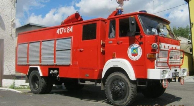 Na razie strażacy z Nowej Cerekwi mają do dyspozycji 40-letniego Stara.
