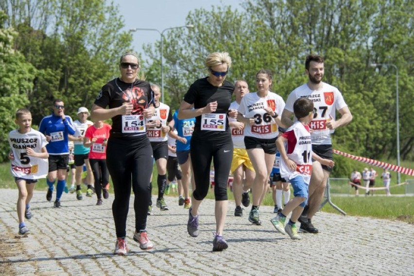 Polska biega: Ponad 170 osób biegało na Faktorii w Pruszczu Gd. [ZDJĘCIA]