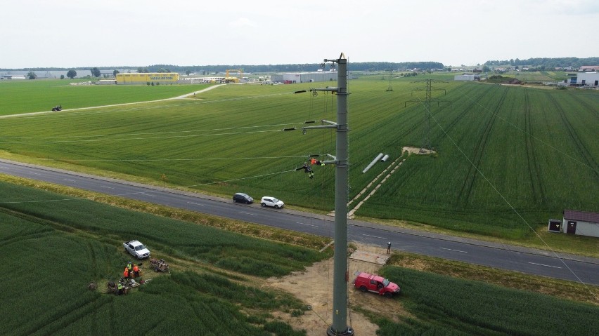 Budowa dwutorowej linii napowietrznej 110 kV w strefie gminy...