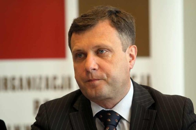 Prezydent Sopotu Jacek Karnowski wskazuje na błędy CBA