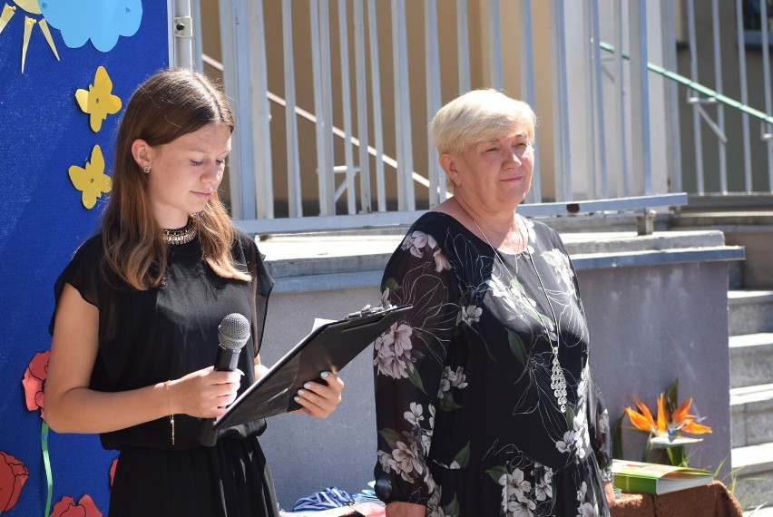 Zerówka Przedszkola nr 2 w Oleśnicy przywitała dziś wakacje