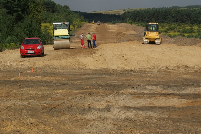 Dąbrowa Górnicza: budowa drogi do terenów inwestycyjnych w Tucznawie