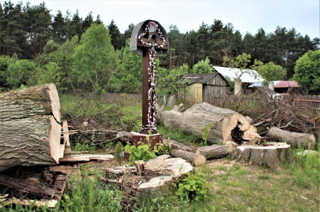 Stary krzyż w Suścu