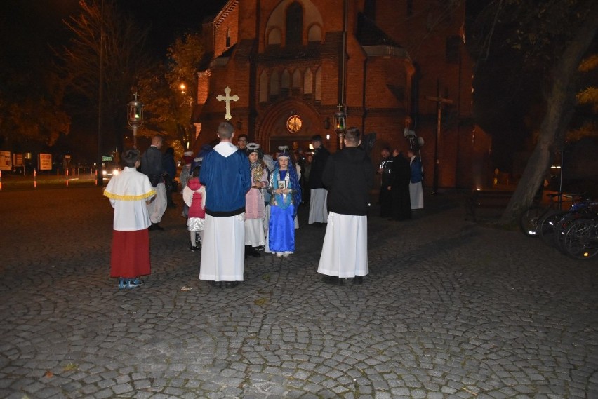 Września: Ze świętego Ducha procesją do św. Kazimierza Królewicza 