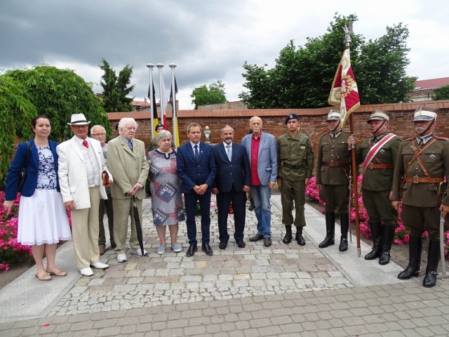 Święto pułku uczczono dzisiaj w Chełmnie. Dzień pierwszego zwycięstwa Kaszubów nad bolszewikami - 26.06.1929 roku - został uznany jako dzień Święta Pułkowego.