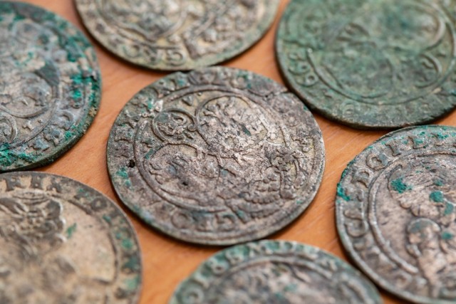 Najstarsza ze znalezionych monet pochodzi z roku 1657, najmłodsza z 1667