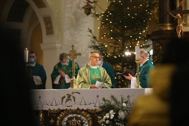 Ks. Jacek Staniec oficjalnie został nowym proboszczem parafii św. Anny w  Nikiszowcu. Sam pochodzi z Bogucic | Katowice Nasze Miasto