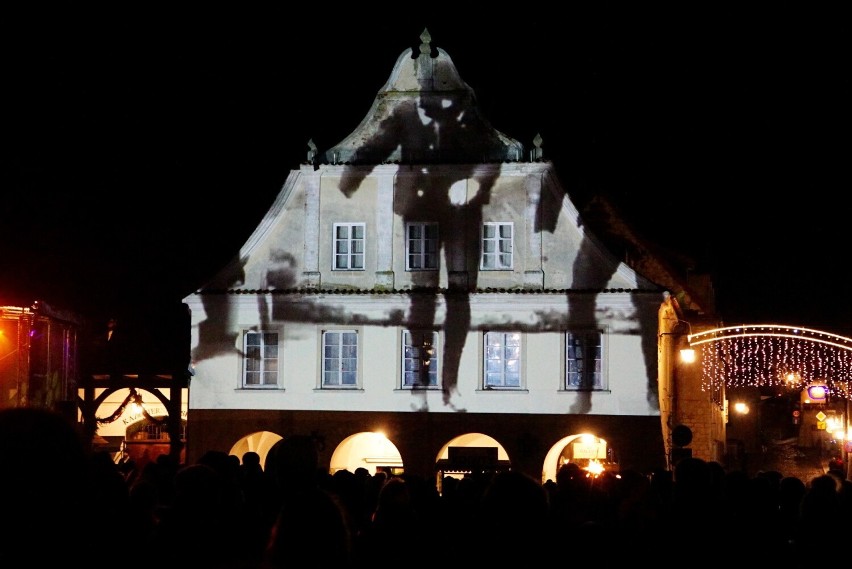 Co to był za Sylwester! Tłumy powitały Nowy Rok w Kazimierzu Dolnym. Zobacz zdjęcia