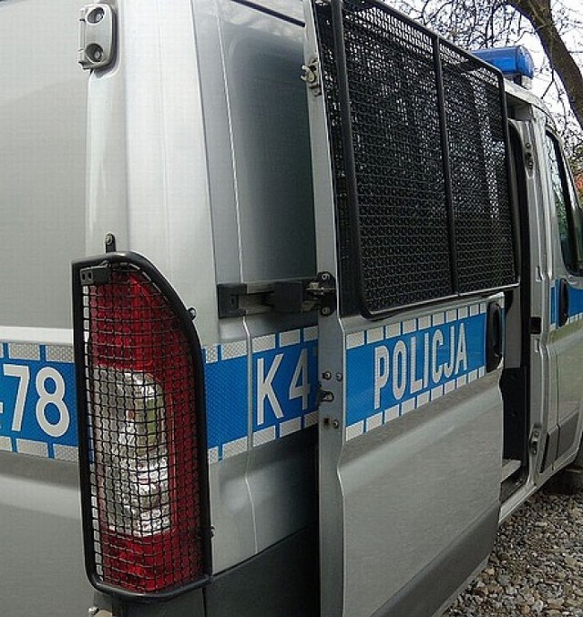 Policjanci zatrzymali 11 pseudokibiców