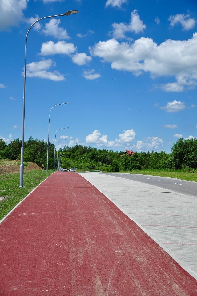 Nowy odcinek połączył ul. Iwonicka z ul. Pańską i Dębicką  w Rzeszowie. Podczas budowy nie zapomniano o ścieżce rowerowej, oświetleniu oraz miejscach postojowych.