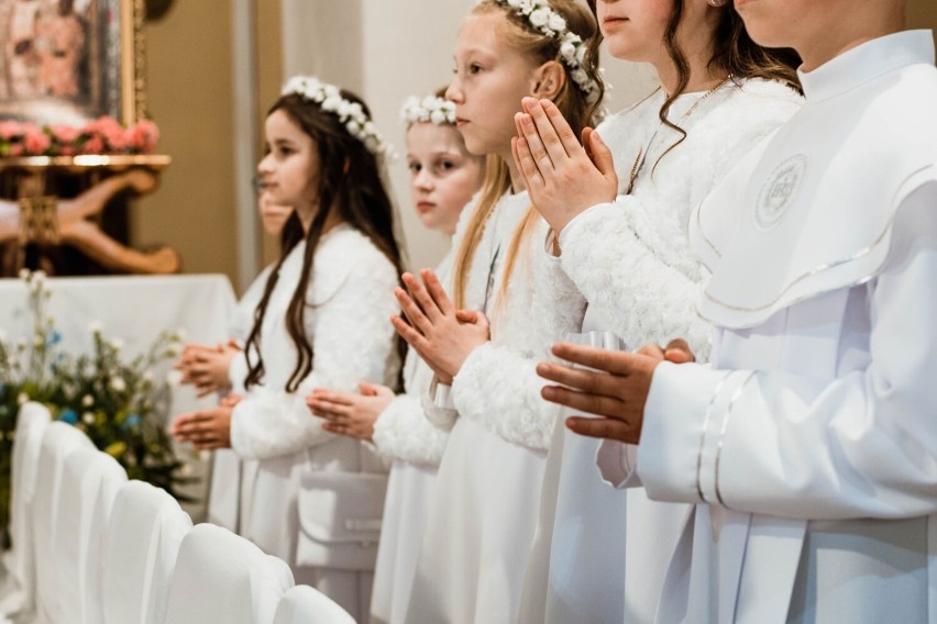 Bączal Dolny. Pierwsza komunia święta, czyli wielki dzień w życiu młodych parafian