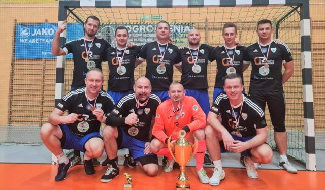 Reprezentacja ZNP Powiatu Oświęcimskiego zajęła trzecie miejsce w Mistrzostwach Polski Pracowników Oświaty w Futsalu