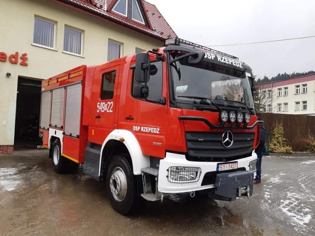 OSP w Rzepedzi ma nowy wóz strażacki