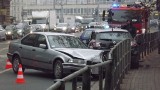 Wrocław: Zderzenie BMW i renault na Podwalu (ZDJĘCIA)