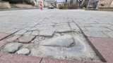 W centrum Kielc zapadła się droga. Kiedy naprawią? 