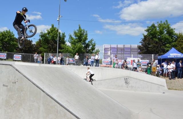 I Mistrzostwa Piotrkowa w SKATE i BMX na nowym skateparku w Piotrkowie 