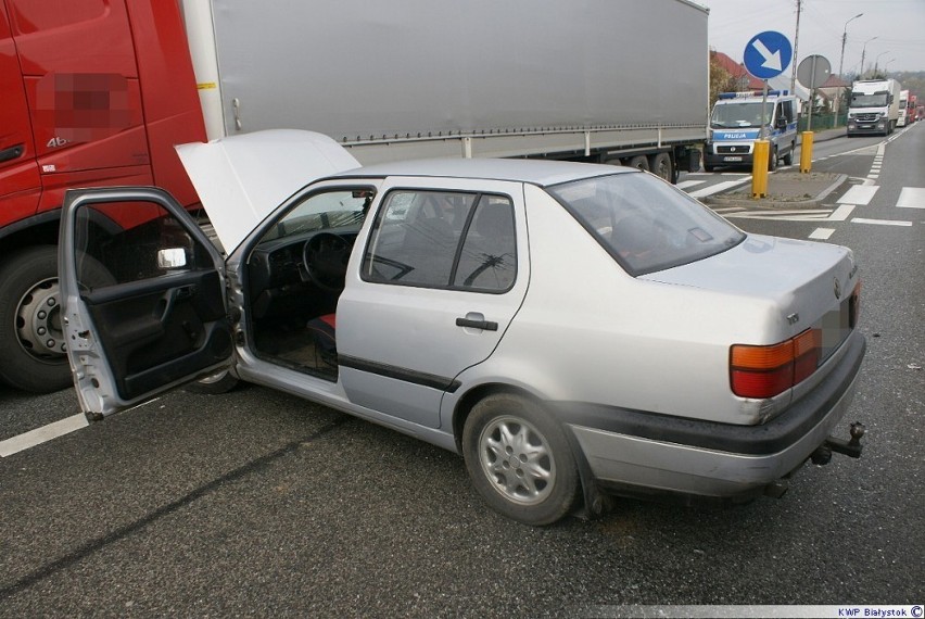 Wypadek w Dąbrowie Białostockiej. Dyżurny Policji w Dąbrowie...