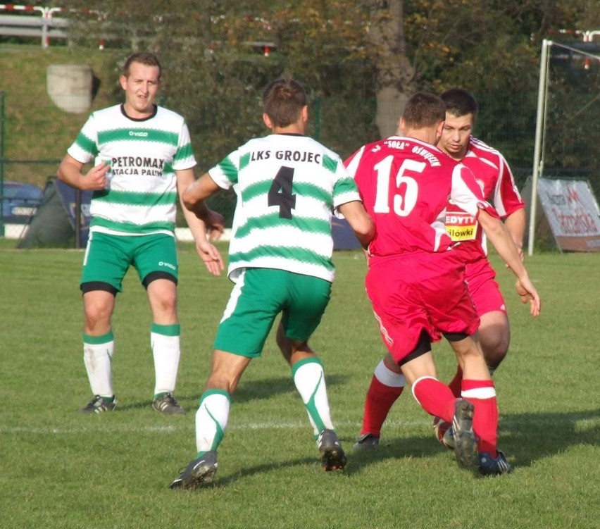 Oświęcim: Rezerwa Soły w meczu jesieni pokonała u siebie Solavię Grojec 2:1