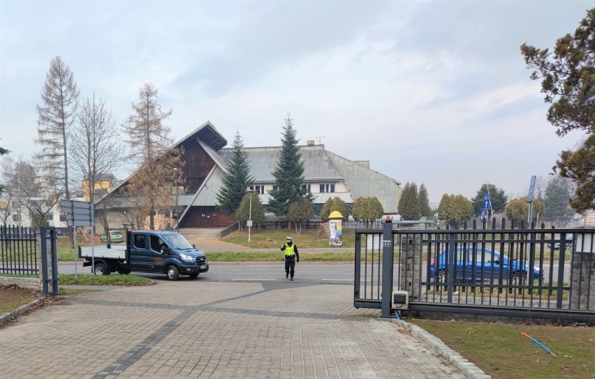 Nowy Sącz. Policyjny dron czuwał nad przestrzeganiem przepisów. Wystawiono kilkadziesiąt mandatów karnych