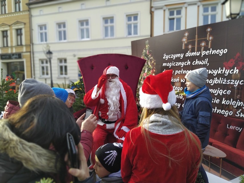 " Kolęda na Wysokości" - Jarmark Bożonarodzeniowy Konin 2019r . Pierwszy dzień za nami  