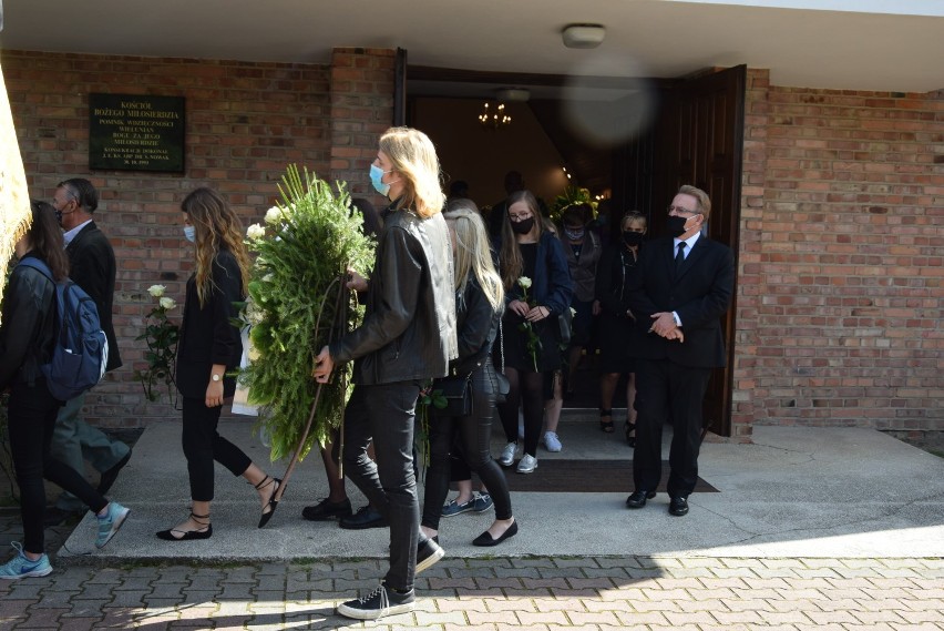 Pogrzeb Pawła Packiego, nauczyciela I LO i prezesa PTTK w Wieluniu ZDJĘCIA