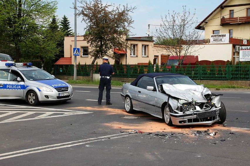 Wypadek na ulicy Zamiejskiej w Legnicy (FOTO)