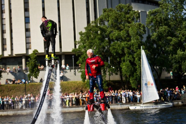 Przed Łuczniczką odbędą się pokazy z użyciem flyboardów