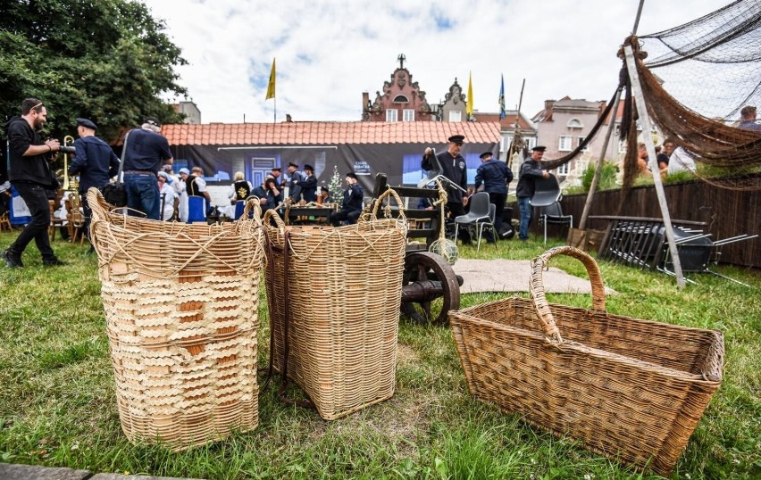 Fischmarkt w Gdańsku. Tradycje targów rybnych na ulicach miasta. ZDJĘCIA