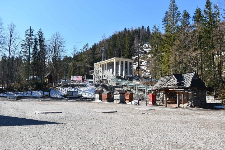 Koronawirus Zakopane. Miasto w kwarantannie. Na ulicach pustki, wszystko zamknięte 