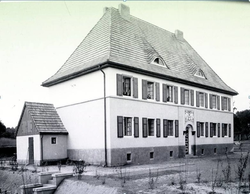 Sanatorium w latach 20. XX wieku. Obecnie w tym miejscu...