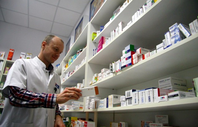Marcin Mazurek przyznaje, że jest problem z zamówieniami niektórych leków z hurtowni