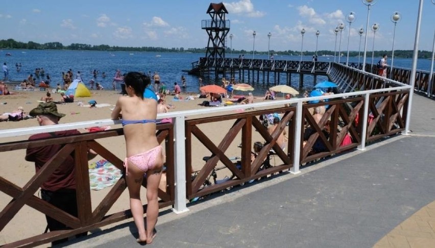 Tak często wyglądają letnie dni nad Pogorią III. Plażowiczów...