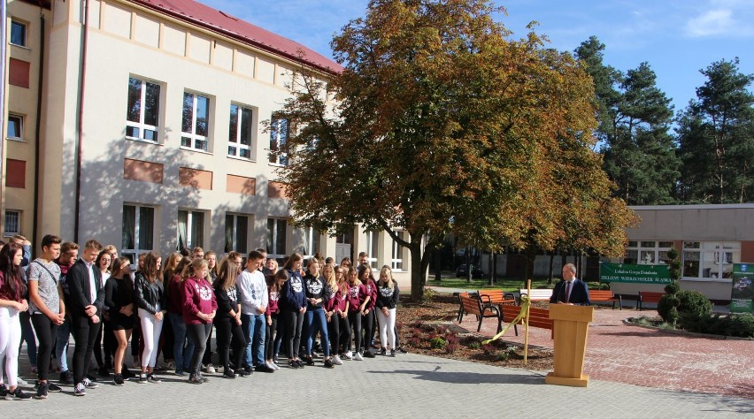 Otwarcie przystani turystyki aktywnej w zespole szkół w Krzepicach ZDJĘCIA 