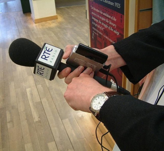 http://commons.wikimedia.org/wiki/File:RT%C3%89_Radio_microphone.jpg