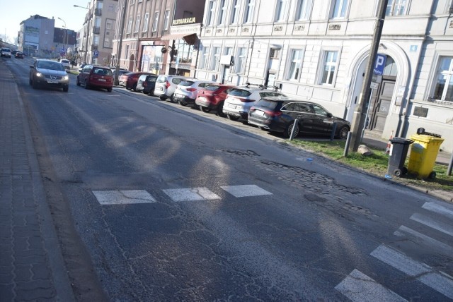 Przebudowa ulicy Spichrzowej na odcinku od Hejmanowskiej do Chrobrego ma potrwać 14 miesięcy. Najwcześniej zakończyłaby się w wakacje 2025.