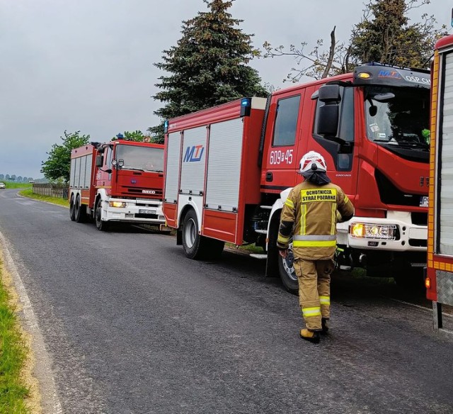 W ciągu dwóch dni strażacy ze Śremu i okolic dwukrotnie wyjeżdżali do pożarów: do Niesłabina i do Ostrowieczna (na zdjęciu).