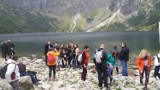 Tatry. Halny nie odstraszył turystów. Morskie Oko, Dolina Pięciu Stawów Polskich [ZDJĘCIA] [9.10.2020]