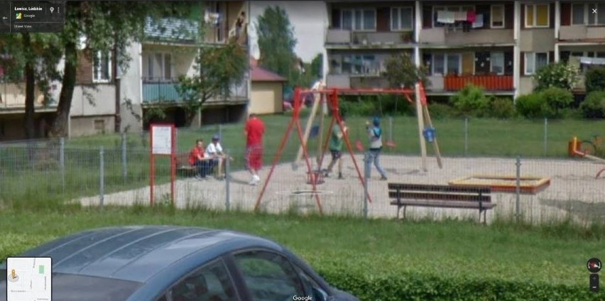 Mieszkańcy osiedla Bratkowice w Łowiczu w obiektywie Google Street View