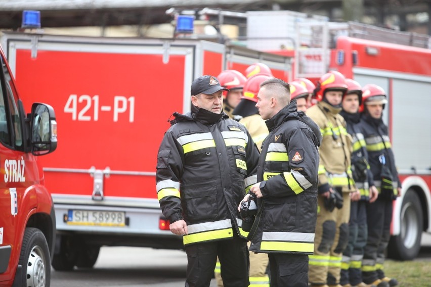 Ćwiczenia strażaków na terenie Szpitala Specjalistycznego w...