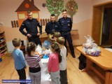 Policjanci w okresie przedświątecznym odwiedzili wychowanków placówki opiekuńczej