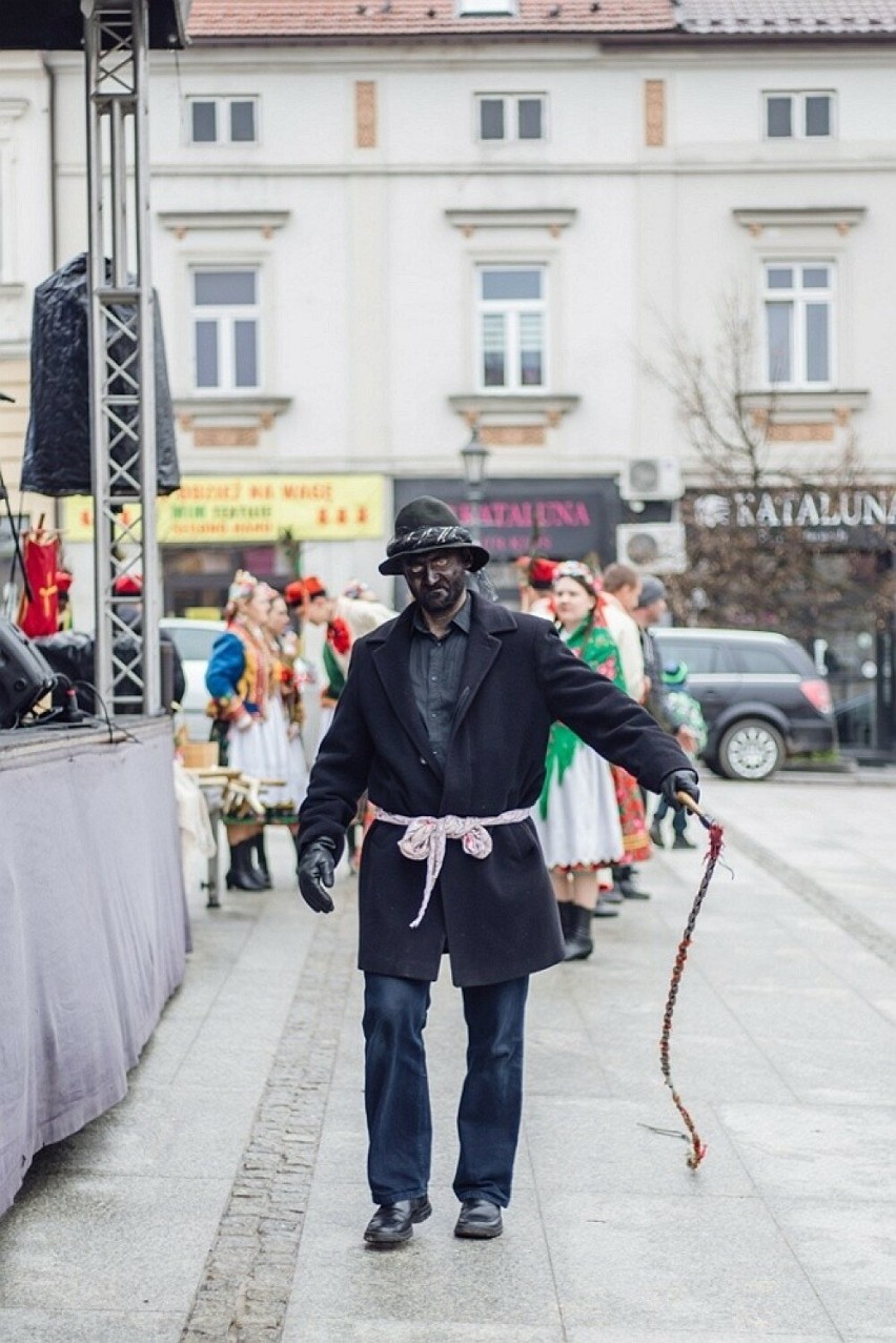 Siuda Baba znów będzie grasować po Wieliczce. Okres wielkanocny to czas legendarnej, pogańskiej kapłanki