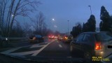 Kierowcy w Katowicach mają problem z jazdą na suwak. Widać to na WIDEO. Chętniej przepuszczamy autobusy, niż luksusowe samochody