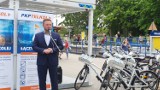 We Władysławowie stanęła stacja z elektrycznymi rowerami. Już można z nich korzystać. Jak działają i ile kosztują? | ZDJĘCIA