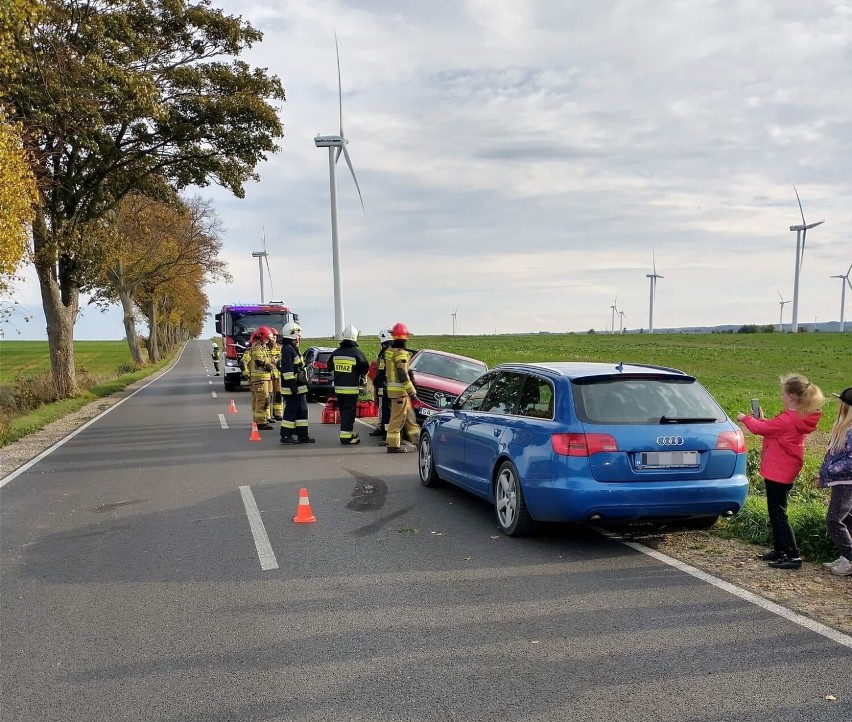 Wypadek samochodowy na trasie Łebcz - Gnieżdżewo: niedziela, 16 października 2022 r.