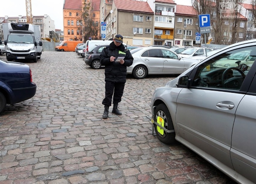 Kontrole straży miejskiej. Tu będą holować i zakładać blokady